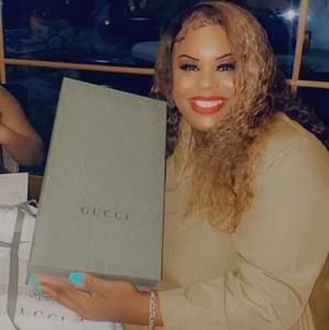 Meet your Posher, Sheree